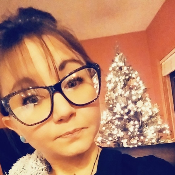 Meet the Posher - Picture 3 of 4